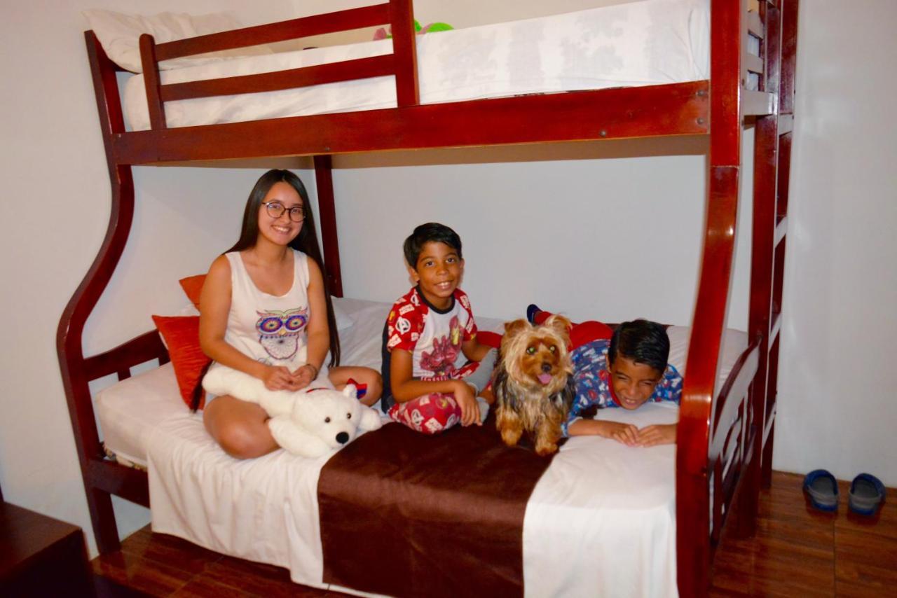 Hostal Villa 97 جواياكيل المظهر الخارجي الصورة